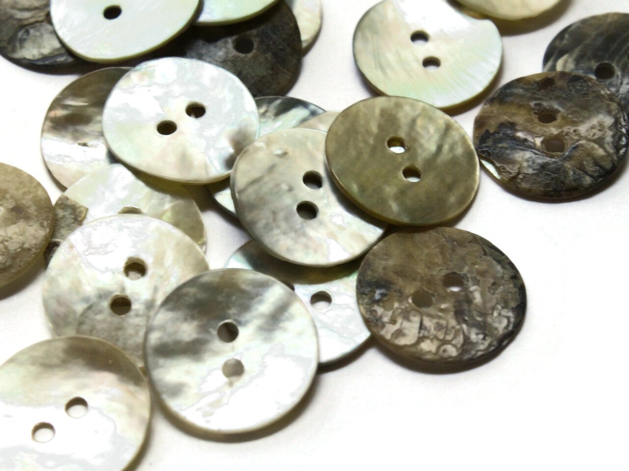 24 15mm Mother of Pearl Shell Buttons Natural Round Two Hole Buttons